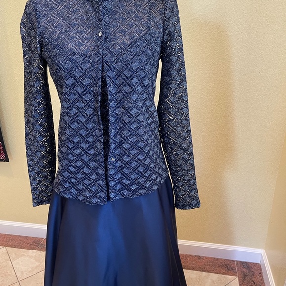 JS Collections petite evening gown - Picture 4 of 4